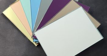 Coloured mirror selection